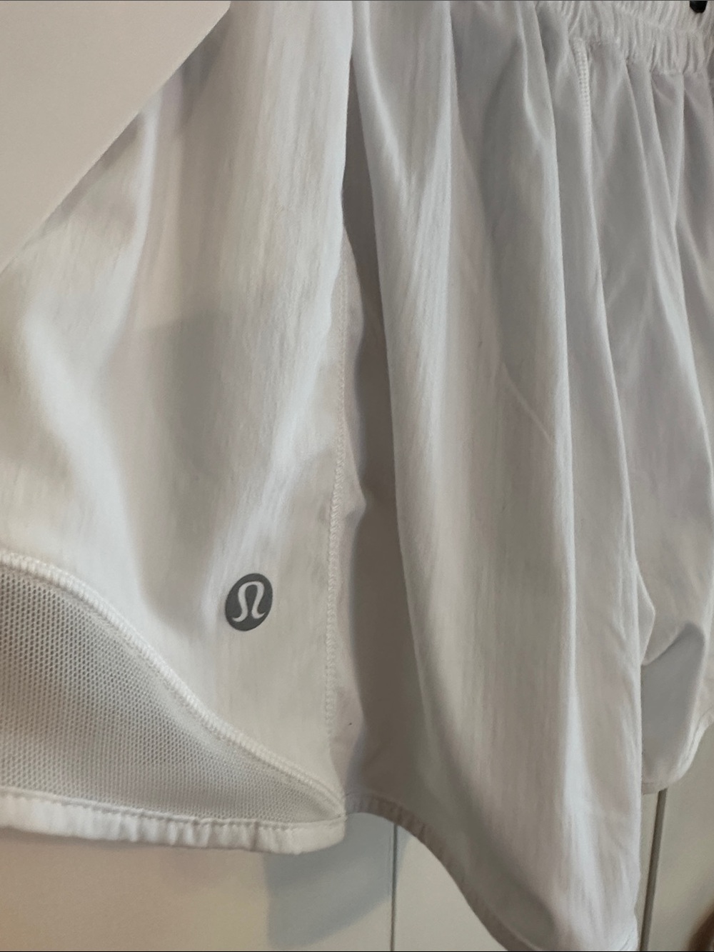 lululemon Hotty Hot Low-Rise Short  4" *Lined